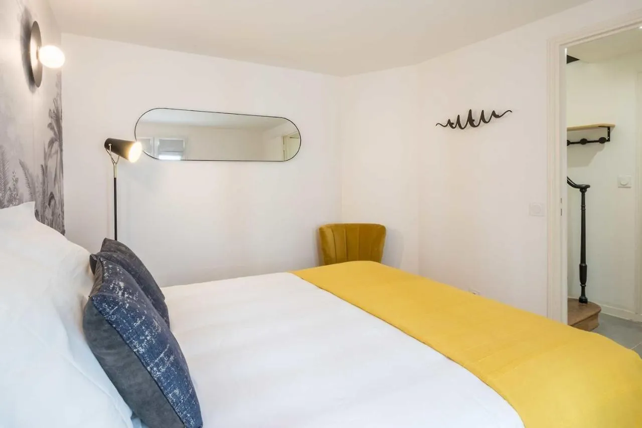 Cosy Apartment In The Heart Of Belleville 6P2Bedroom París